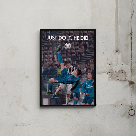 CRISTIANO RONALDO.